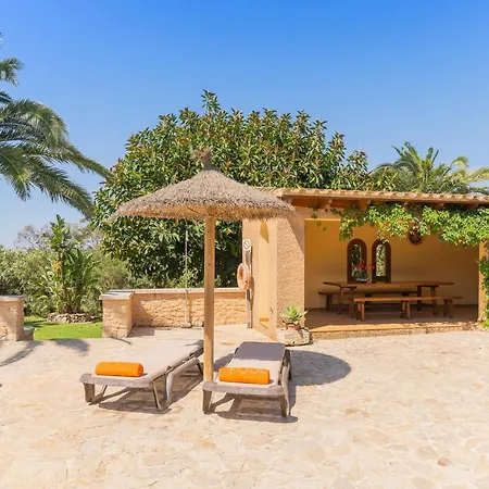 Jardi Holiday home *