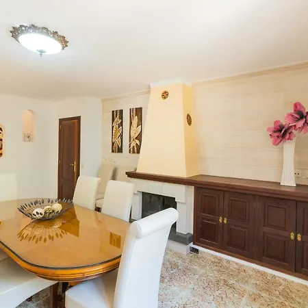 Holiday home Jardi *